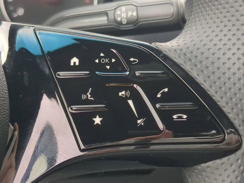 Used 2025 Mercedes-Benz Sprinter 2500 image 13