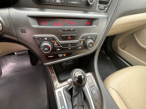 Used 2013 Kia Optima EX w/ Premium Pkg image 17