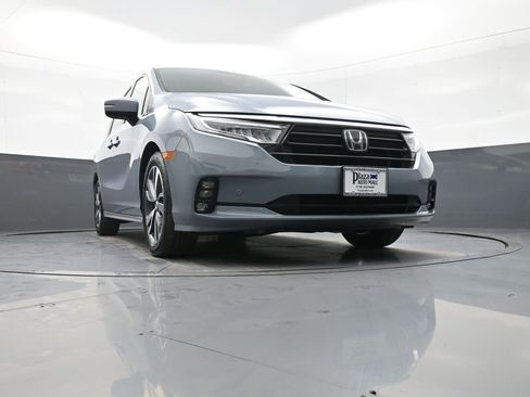 Used 2023 Honda Odyssey Touring image 31
