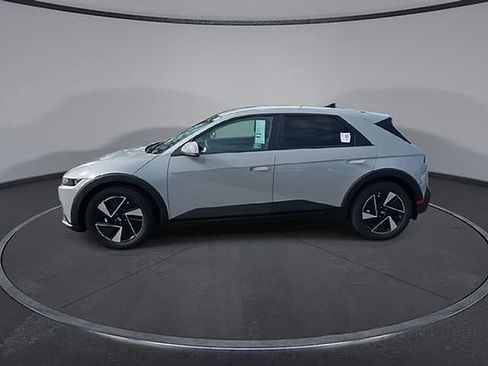 New 2026 Hyundai Ioniq 5 SEL image 8