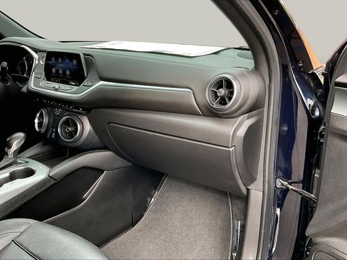 Used 2020 Chevrolet Blazer LT FWD image 15