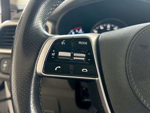 Used 2020 Kia Sorento SX FWD image 18
