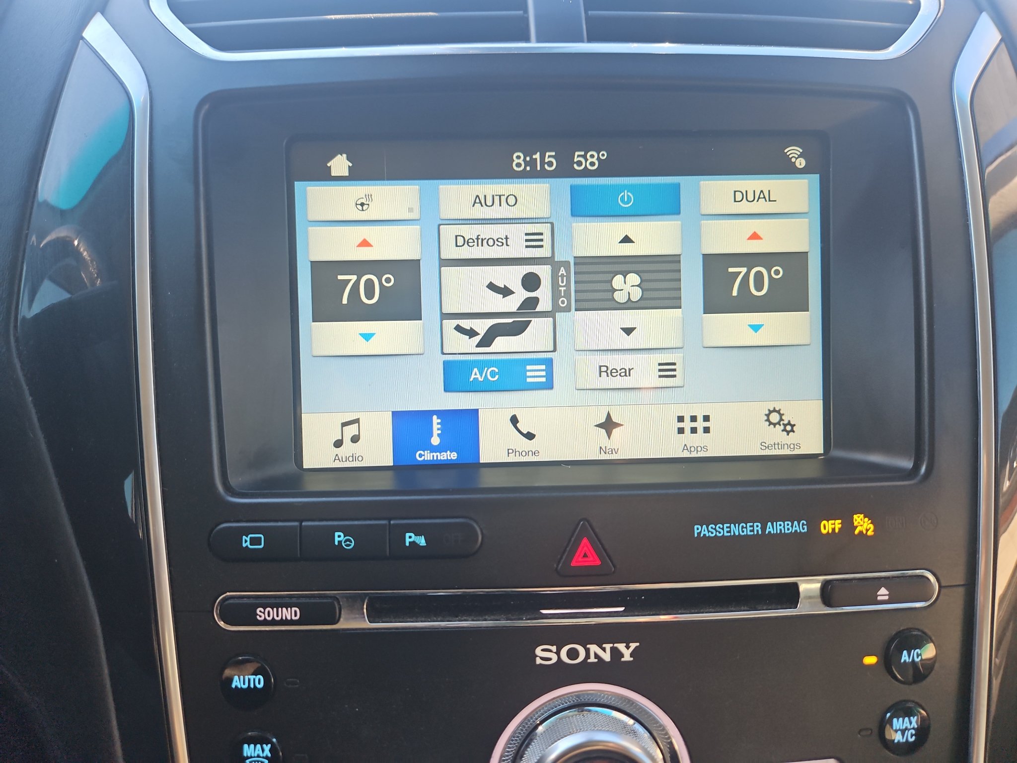 Used 2017 Ford Explorer Platinum AWD/4WD image 22