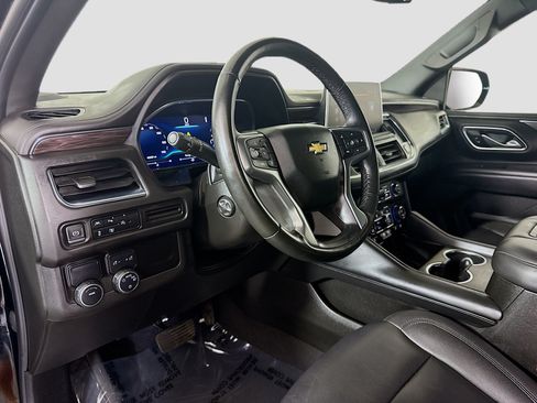 Used 2023 Chevrolet Tahoe LT w/ Luxury Package RWD image 23
