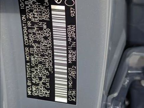 New 2026 Toyota Prius Plug-In Hybrid FWD image 16