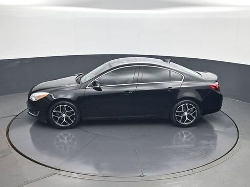 Used 2017 Buick Regal Premium w/ Driver Confidence Package #1 FWD image 20