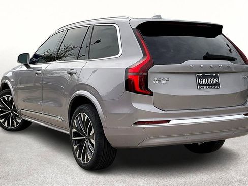 New 2026 Volvo XC90 B5 Plus w/ Protection Package Premier image 5