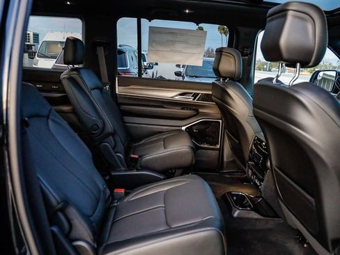 New 2026 Jeep Grand Wagoneer Limited image 20