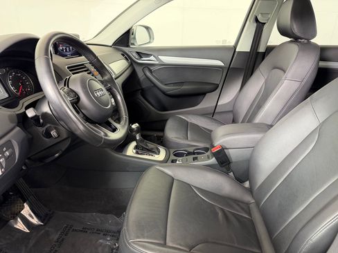 Used 2015 Audi Q3 2.0T Premium Plus w/ Driver Assistance Package image 5