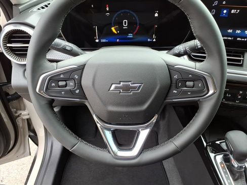 New 2026 Chevrolet Trax ACTIV w/ Sunroof Package image 12