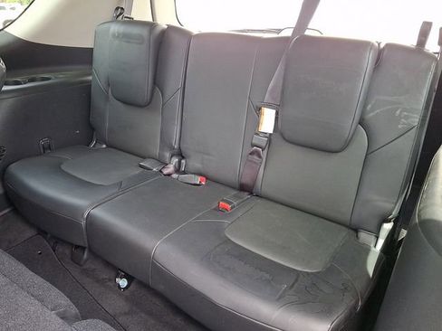 Used 2021 Nissan Armada SV w/ SV Appearance Package image 8