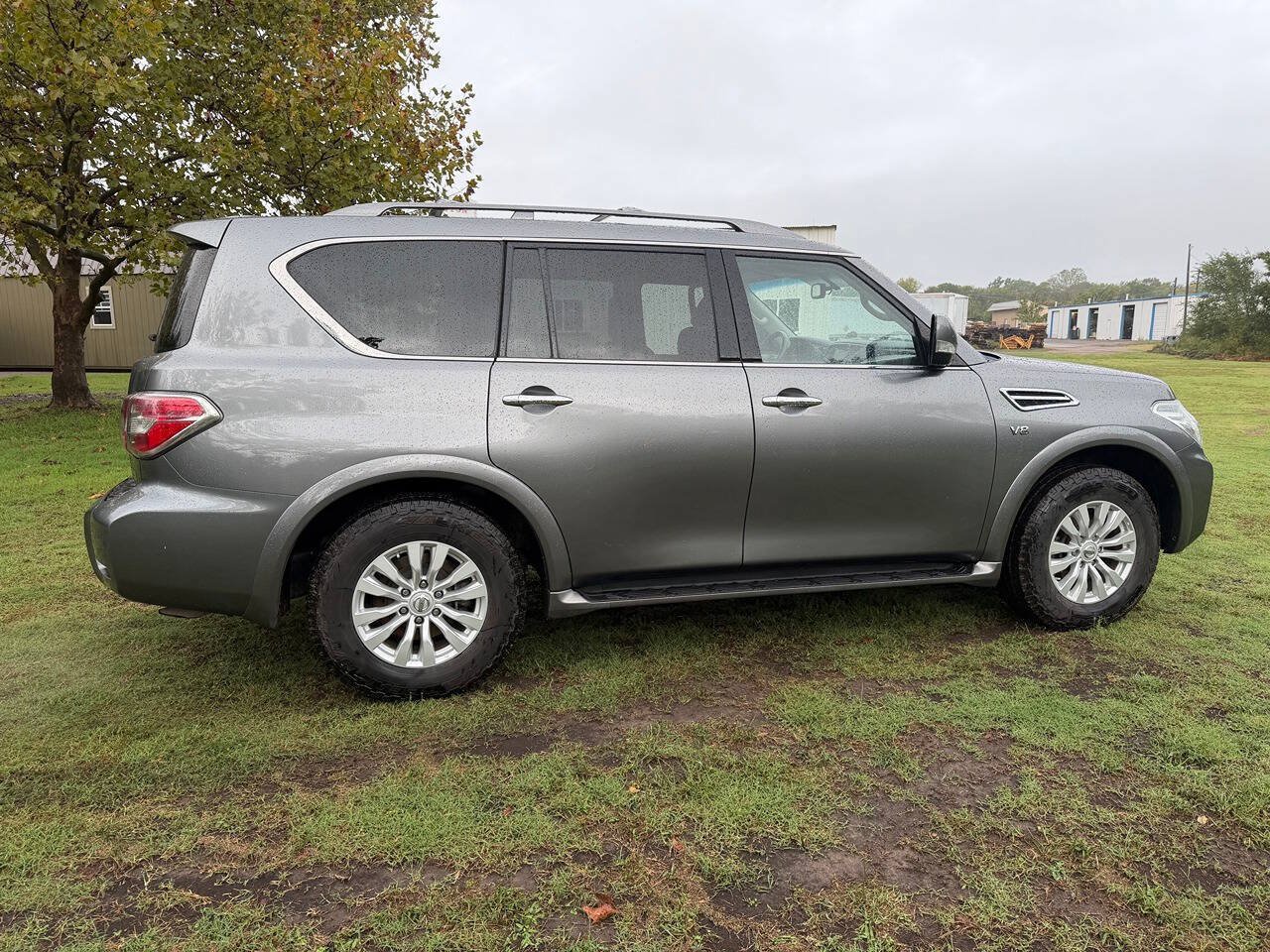 Used 2017 Nissan Armada SV w/ Driver Package AWD/4WD image 4
