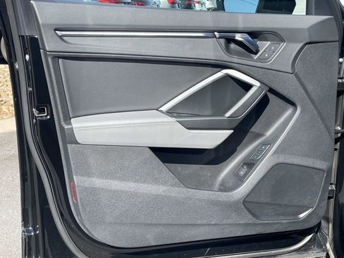 Used 2023 Audi Q3 2.0T Premium Plus w/ Premium Plus Package image 14