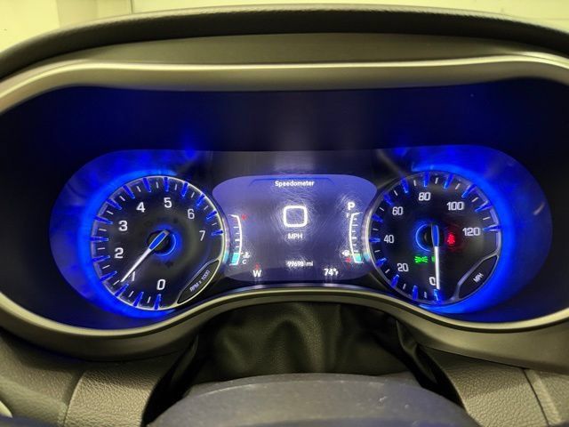 Used 2022 Chrysler Pacifica Touring-L FWD image 15