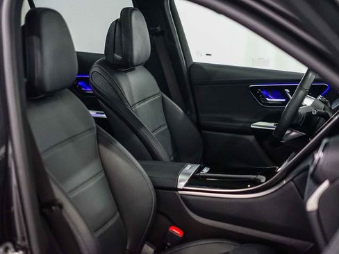 Certified 2025 Mercedes-Benz GLC 300 4MATIC image 19