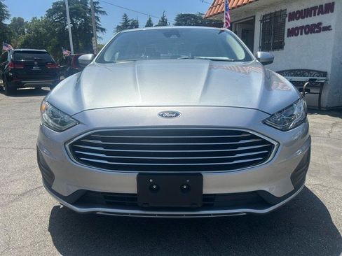 Used 2020 Ford Fusion SE FWD image 2