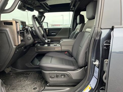 New 2025 GMC Hummer EV 3X w/ LPO, Dark Essentials Package image 17
