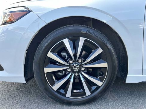Used 2024 Honda Civic EX-L image 18