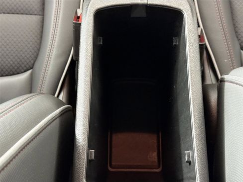 Used 2023 Chevrolet TrailBlazer RS w/ Convenience Package image 34