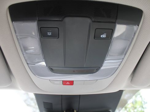 Certified 2025 Kia Sorento EX w/ EX Panoramic Sunroof Package image 57