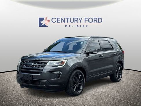 Used 2019 Ford Explorer XLT w/ Equipment Group 202A AWD/4WD image 5