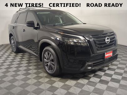 Certified 2024 Nissan Pathfinder SV w/ Black Appearance Package