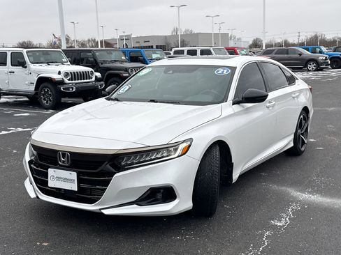 Used 2021 Honda Accord Sport image 7
