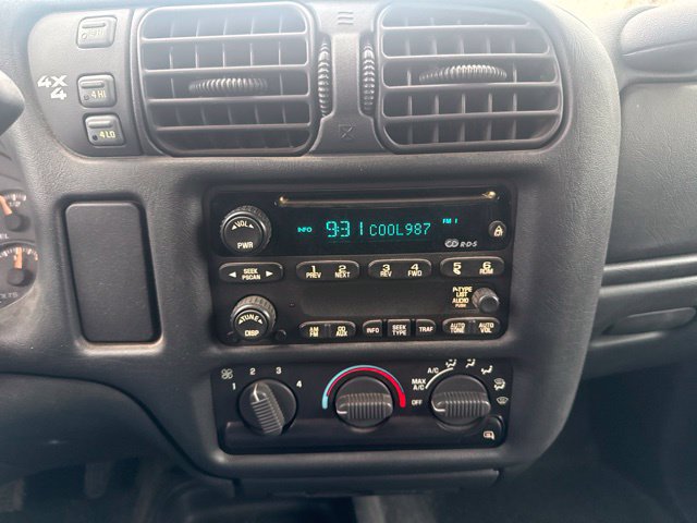 Used 2003 Chevrolet S10 Pickup LS AWD/4WD image 2