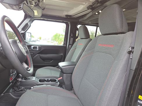 Used 2024 Jeep Wrangler Unlimited Rubicon w/ Convenience Group image 8