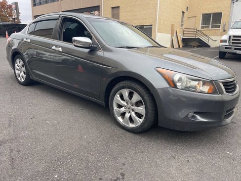 Used 2010 Honda Accord EX-L image 8