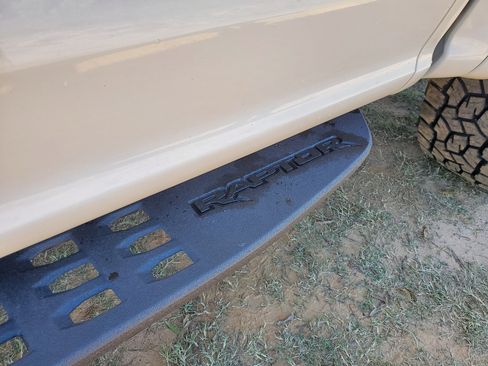 Used 2018 Ford F150 Raptor w/ Equipment Group 801A Mid image 7