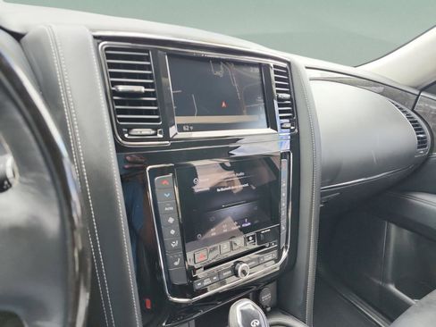 Used 2021 INFINITI QX80 Luxe image 13