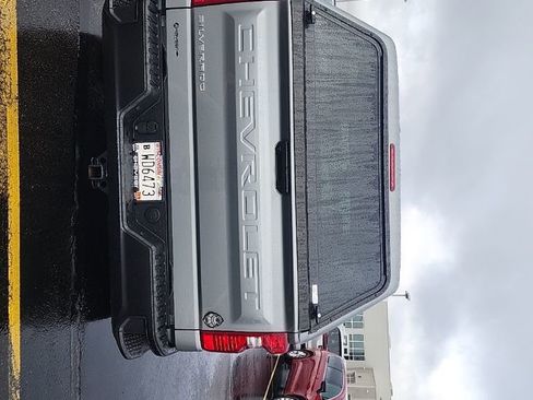 Used 2025 Chevrolet Silverado 1500 W/T w/ WT Value Package image 3