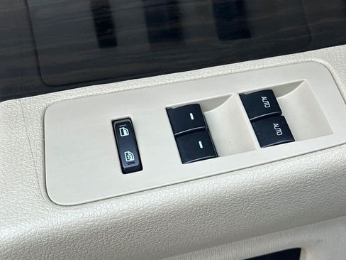 Used 2016 Ford Flex SEL FWD image 13