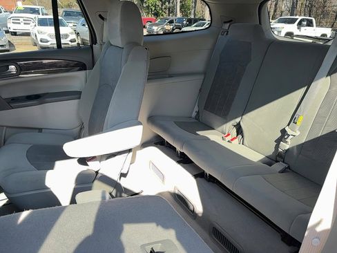 Used 2017 Buick Enclave Convenience image 14