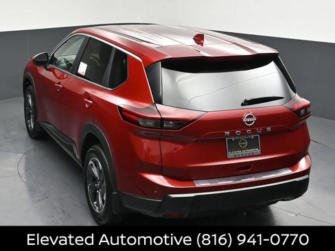 Certified 2026 Nissan Rogue SV FWD image 23