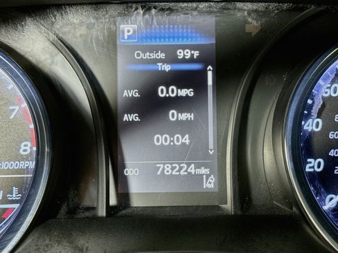 Used 2018 Toyota Camry LE w/ Protection Package (Q2) FWD image 16