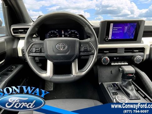Used 2024 Toyota Tacoma TRD Off-Road image 11