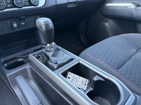Used 2023 Toyota Tacoma SR5 w/ Technology Package AWD/4WD image 28