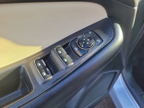 Used 2023 Ford Edge SEL w/ Convenience Package image 18