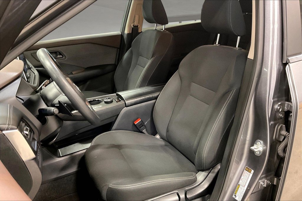 Used 2023 Nissan Rogue S AWD/4WD image 21