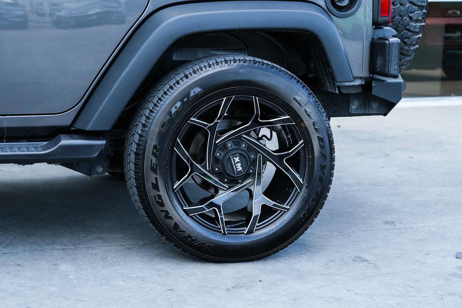 Used 2018 Jeep Wrangler Unlimited Sport S AWD/4WD image 21