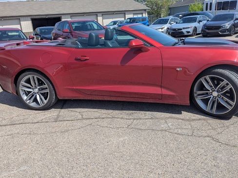 Used 2017 Chevrolet Camaro LT RWD image 10