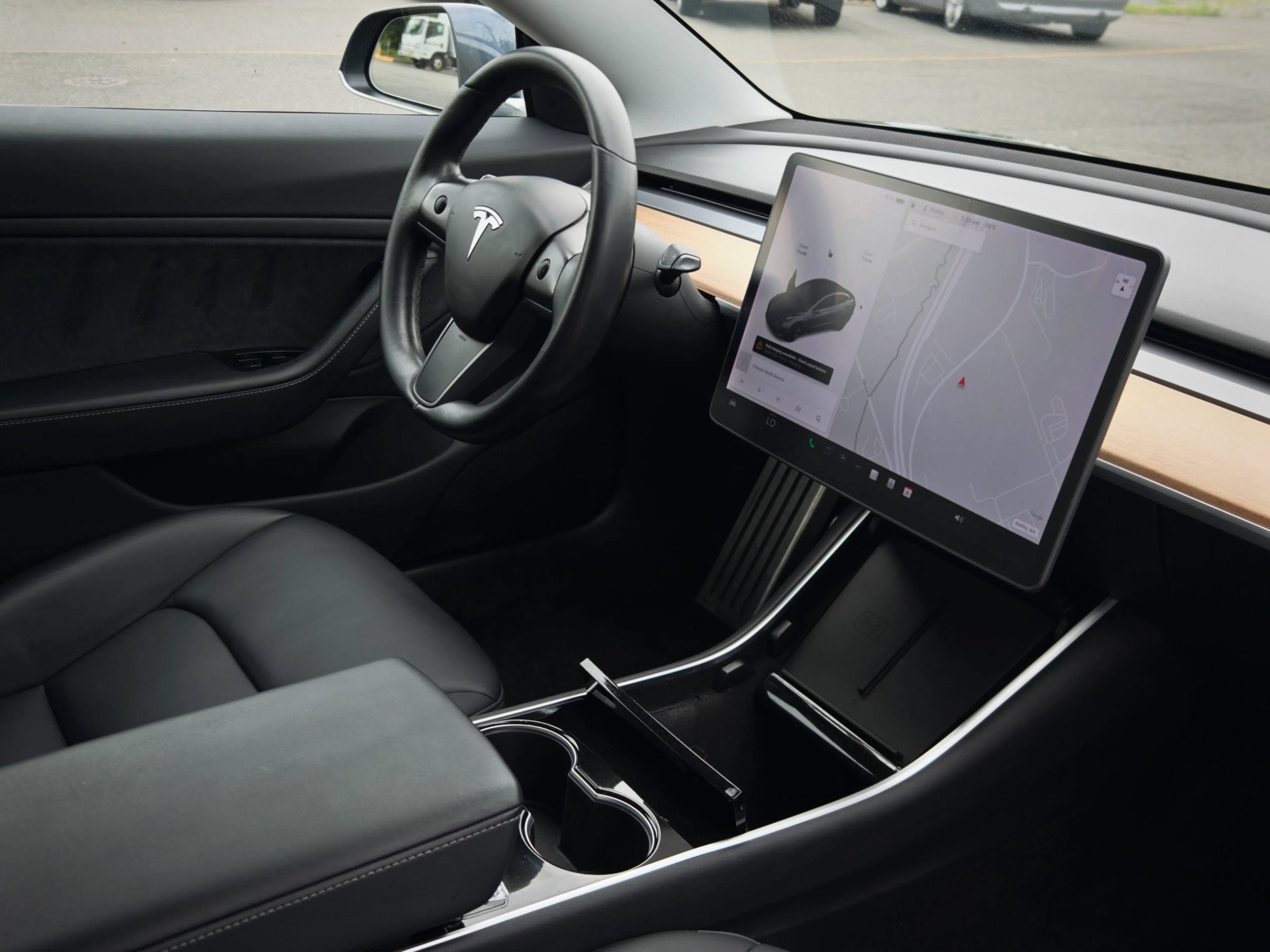 Used 2018 Tesla Model 3 Long Range RWD image 32