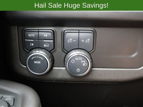Used 2023 Chevrolet Tahoe LT AWD/4WD image 26