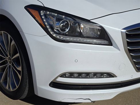 Used 2017 Genesis G80 3.8 w/ Option Group 02 image 30