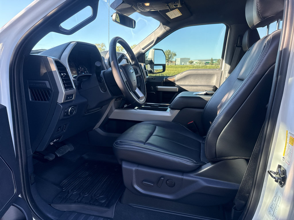 Used 2022 Ford F350 Lariat w/ Lariat Ultimate Package AWD/4WD image 15