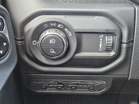 New 2025 Jeep Gladiator Rubicon image 23