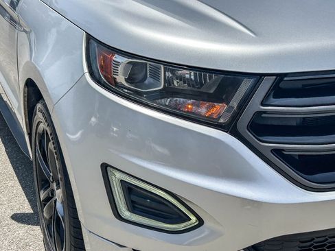 Used 2015 Ford Edge Sport FWD image 4