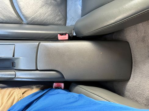 Used 2005 Porsche Boxster image 42